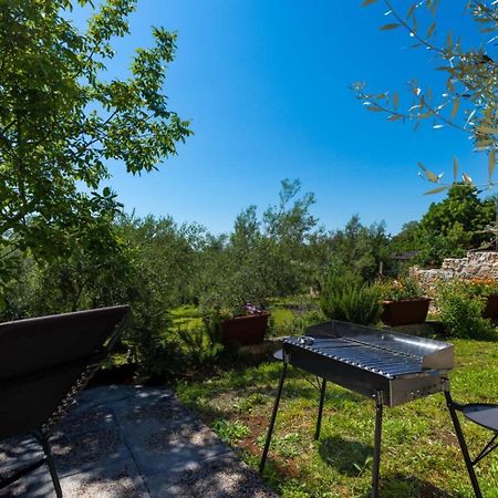Apartamento Dvi Ulike Labinci Exterior foto