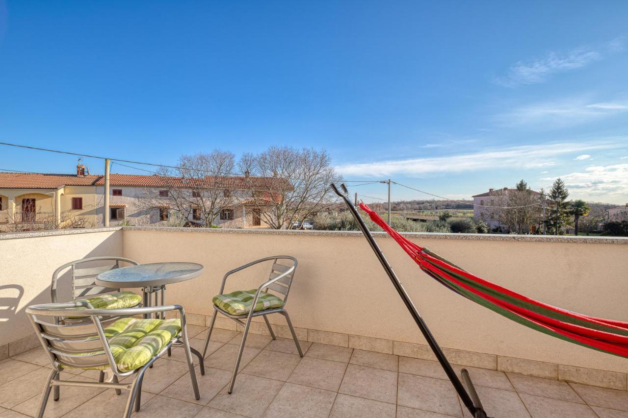 Apartamento Dvi Ulike Labinci Exterior foto