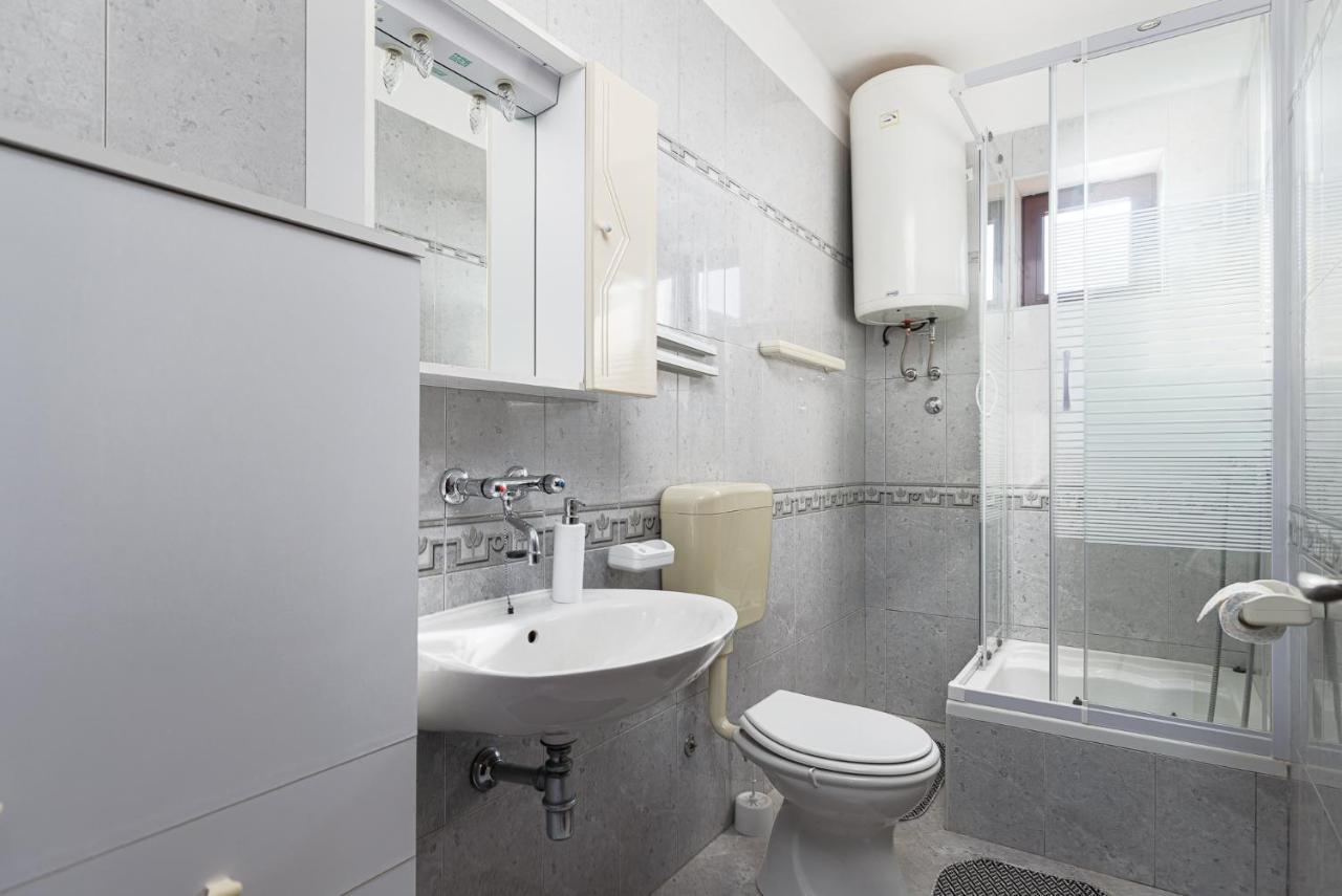 Apartamento Dvi Ulike Labinci Exterior foto