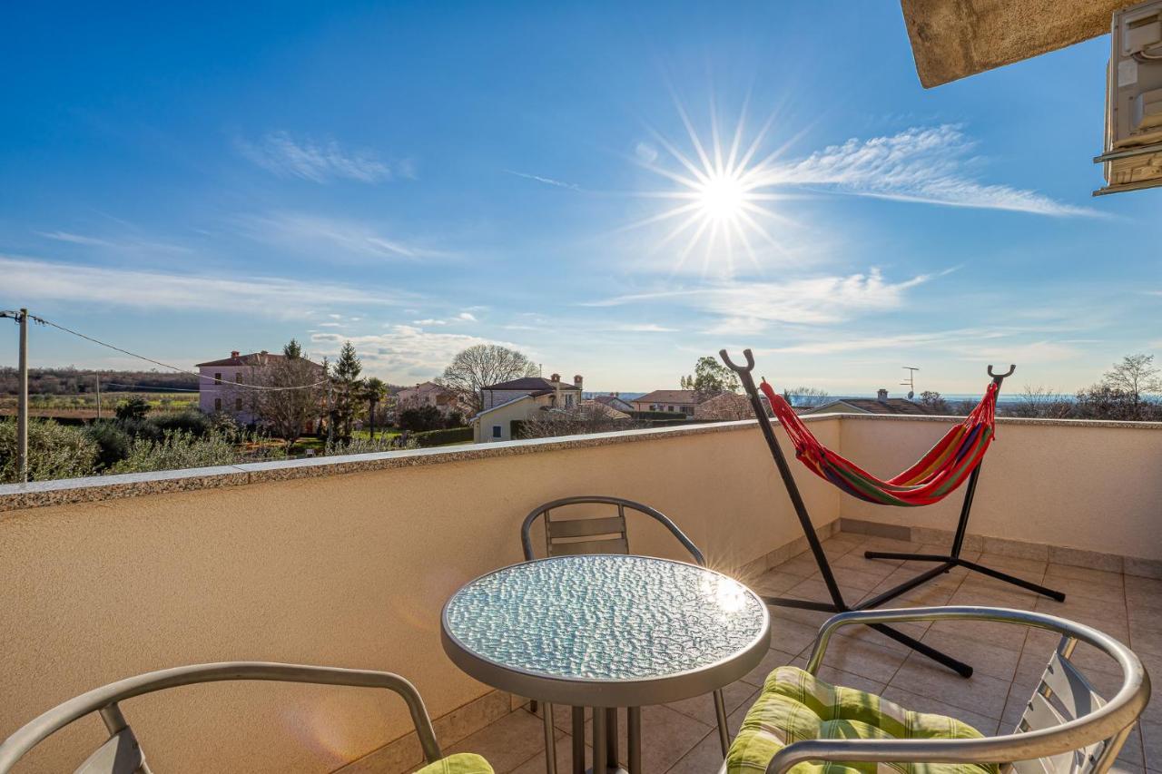 Apartamento Dvi Ulike Labinci Exterior foto