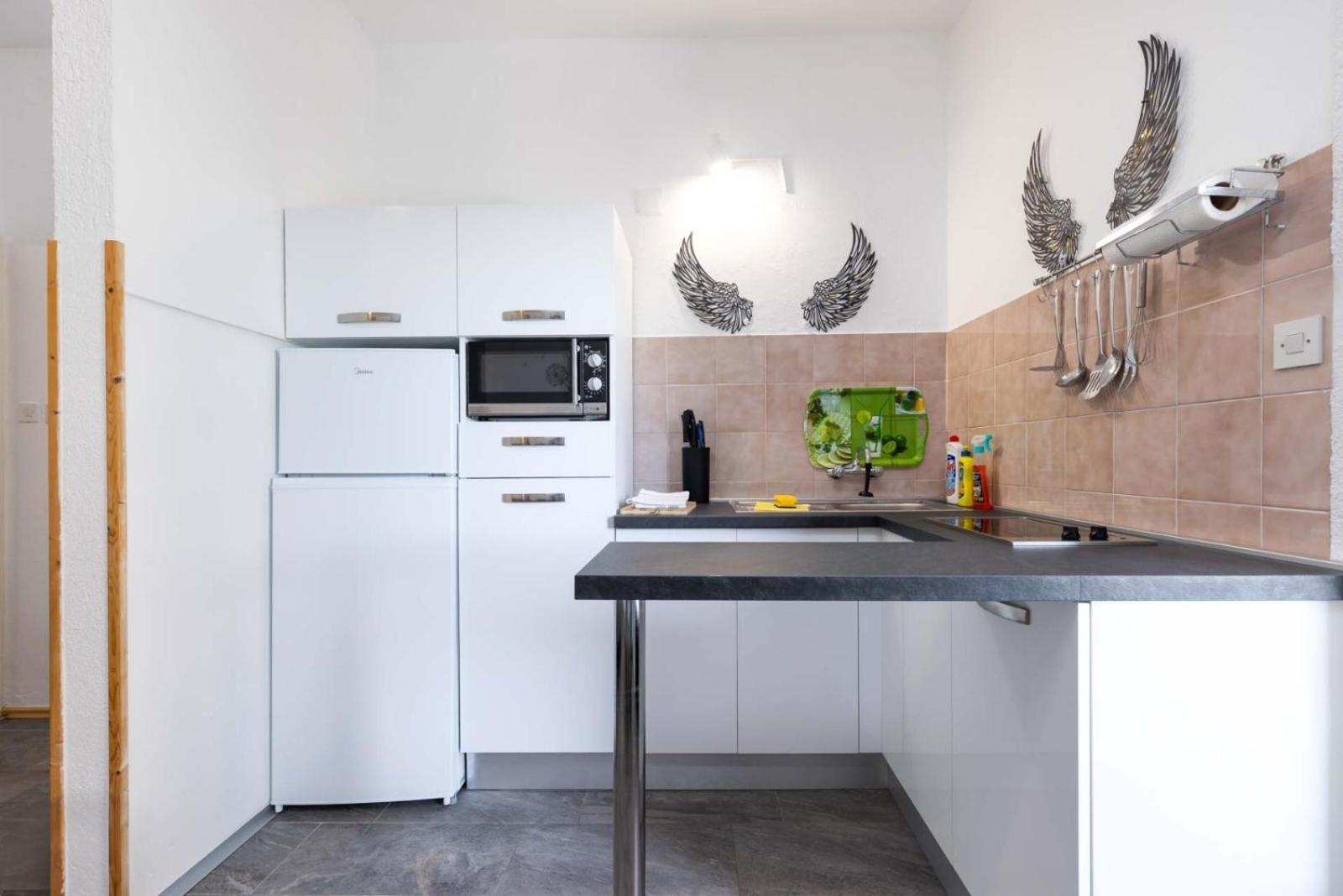 Apartamento Dvi Ulike Labinci Exterior foto