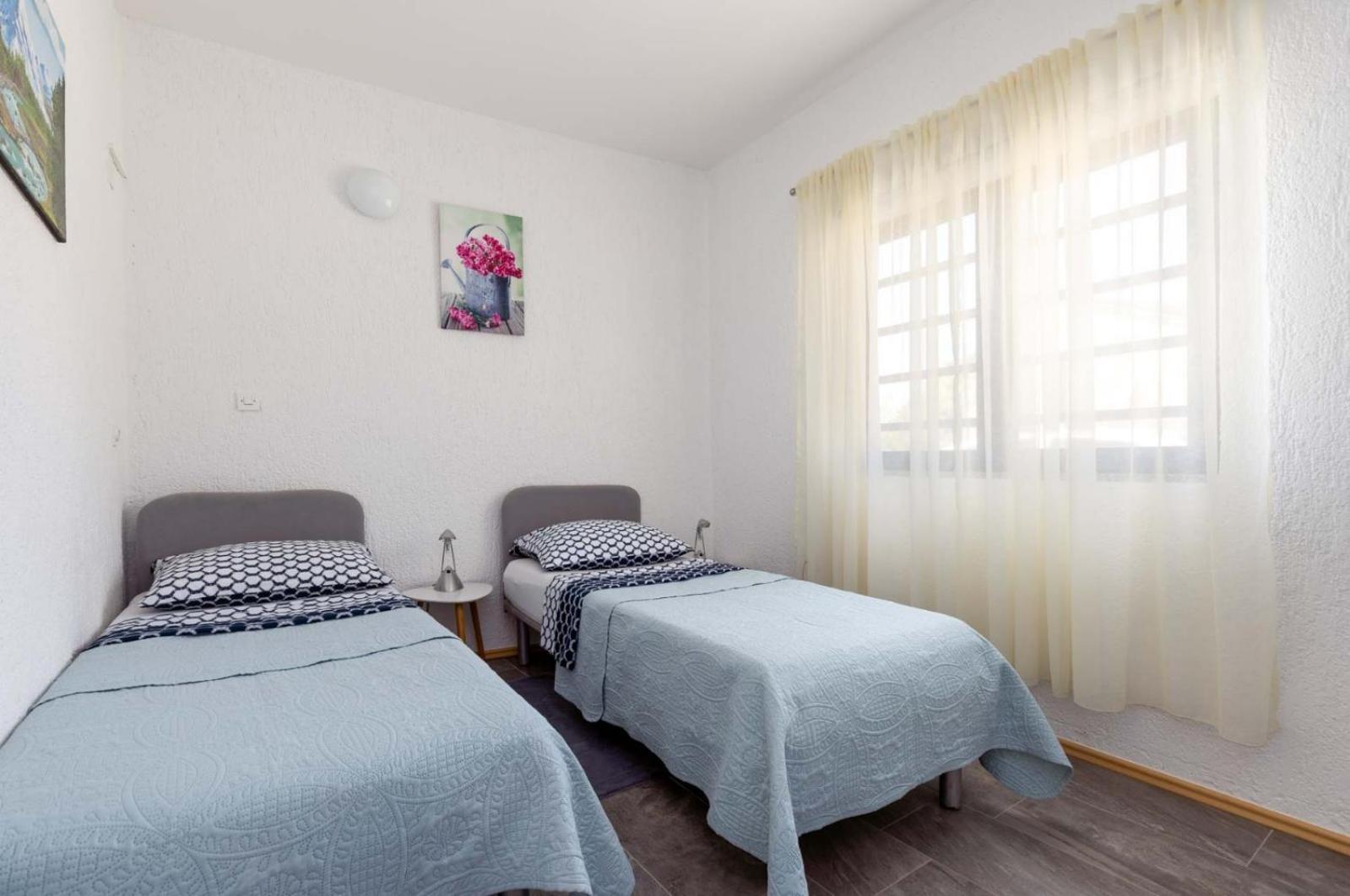 Apartamento Dvi Ulike Labinci Exterior foto