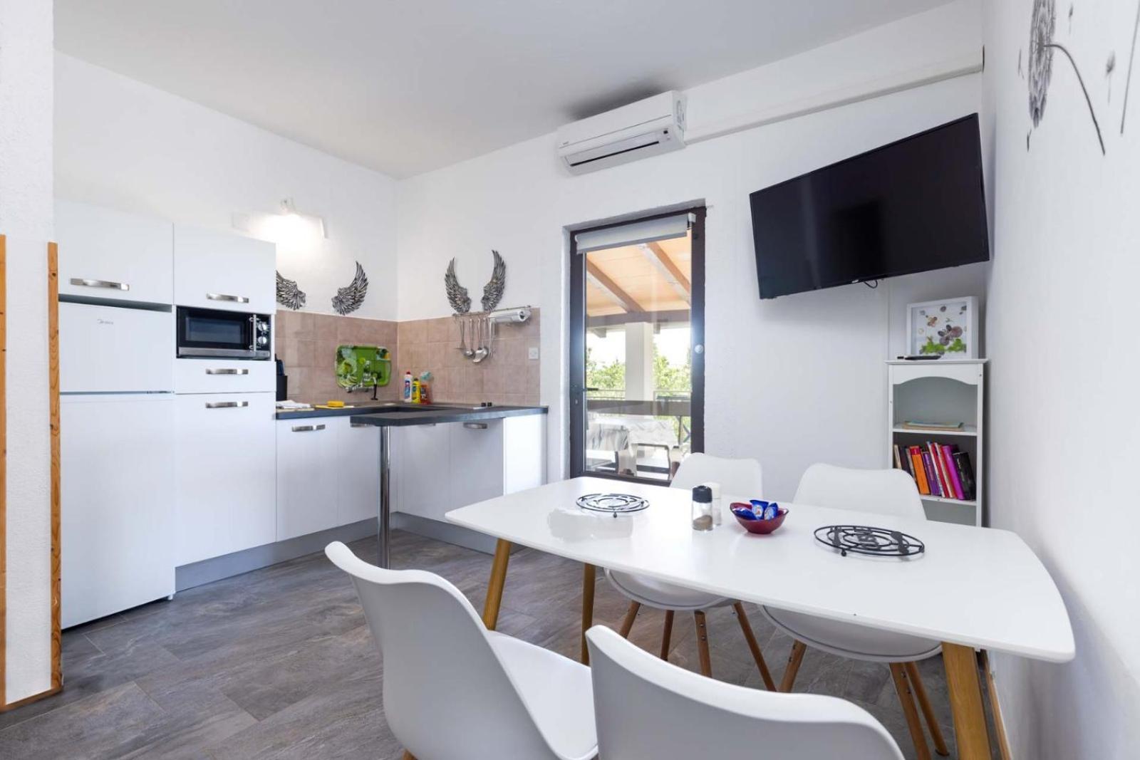 Apartamento Dvi Ulike Labinci Exterior foto